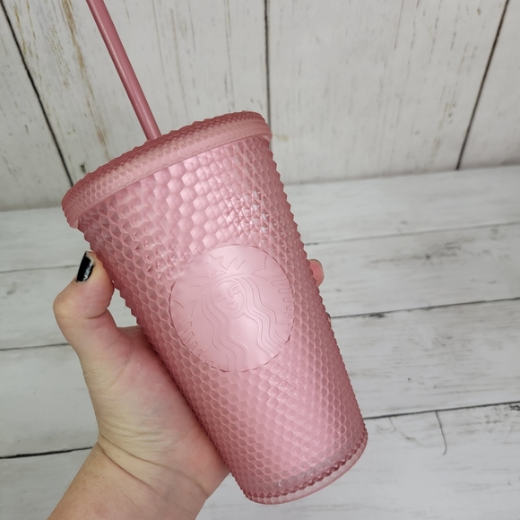 starbucks-kitchen-starbucks-222-valentinea-day-studded-tumbler